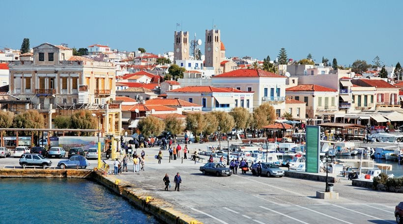 Χωρίς νερό η Αίγινα εδώ και τρεις μέρες – Κάτοικοι και τουρίστες σε απόγνωση